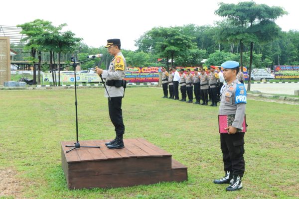 Polres Tulang Bawang Barat Gelar Upacara Korp Raport Kenaikan Pangkat 12 Perwira Dan 17 Bintara