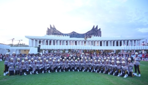 Personil Polda Kaltim Hadir Dalam Upacara HUT RI Ke-79 di Ibu Kota Nusantara (IKN)